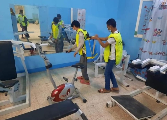 حملات تطهير موسعة في مراكز الشباب بأسوان..صور