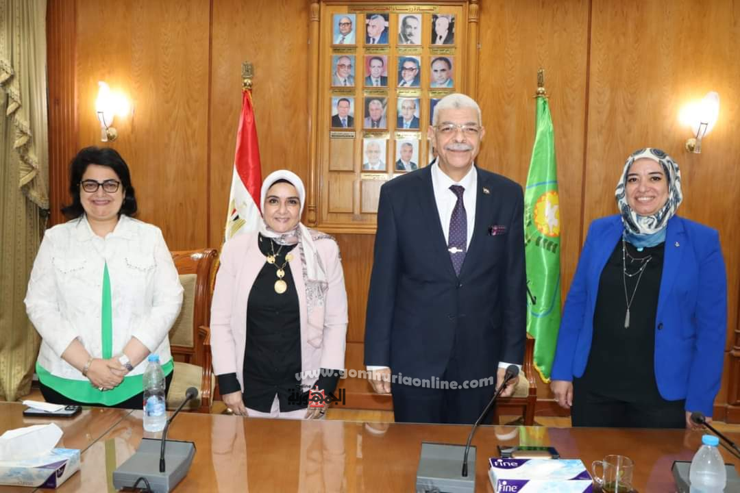 القاصد وأسعد يهنئان غادة و مها