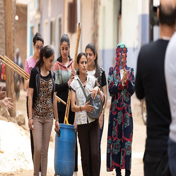 كواليس فيلم رفعت عيني للسما