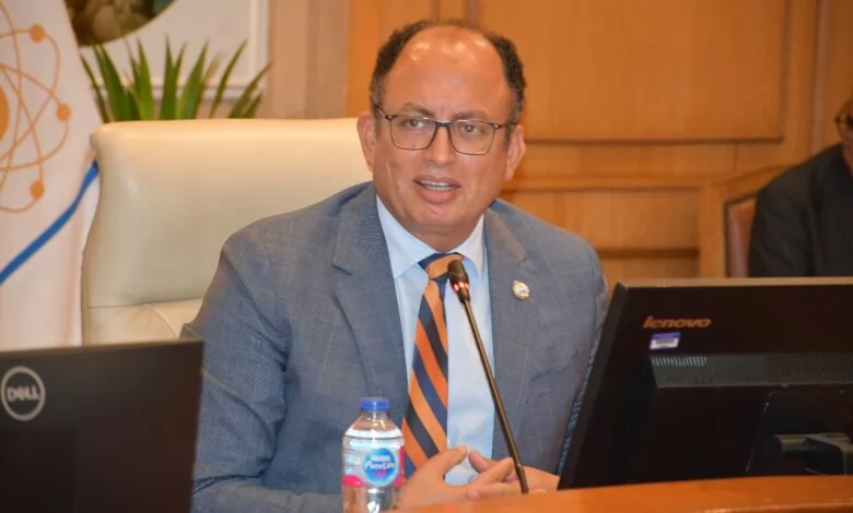 الدكتور السيد قنديل رئيس جامعة العاصمة