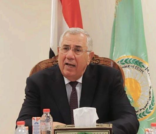 وزير الزراعة