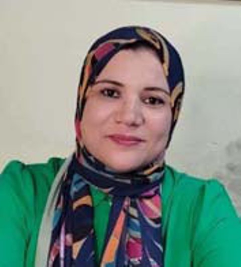دكتورة تغريد كيلانى المستشار النفسى والتربوى وخبيره العلاقات الزواجية والاسرية بمحكمة الاسرة