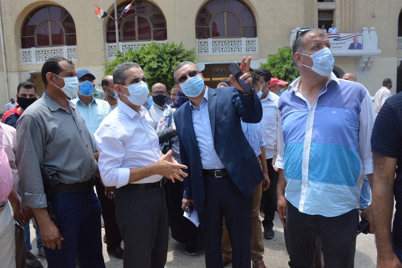 محافظ الغربية يتفقد مشروع تطوير ميدان المحطة بطنطا.