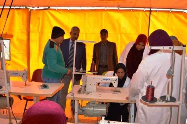 رئيس مركز باريس يتفقد مبادرة مهنتك مستقبلك لدعم المشروعات فى الوادى الجديد.. بالصور
