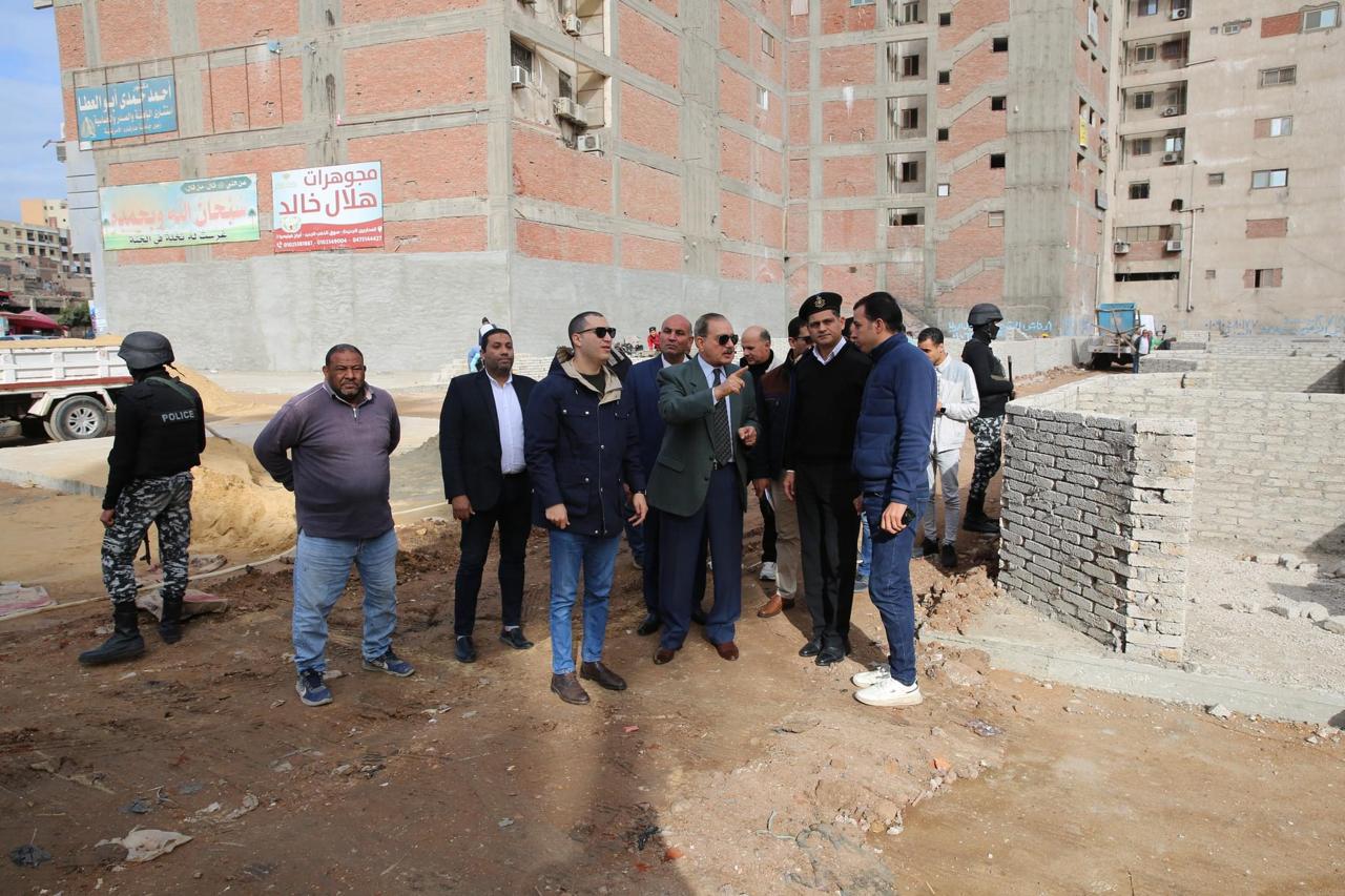 محافظ كفرالشيخ يتفقد أعمال إنشاء السوق الحضري المطور