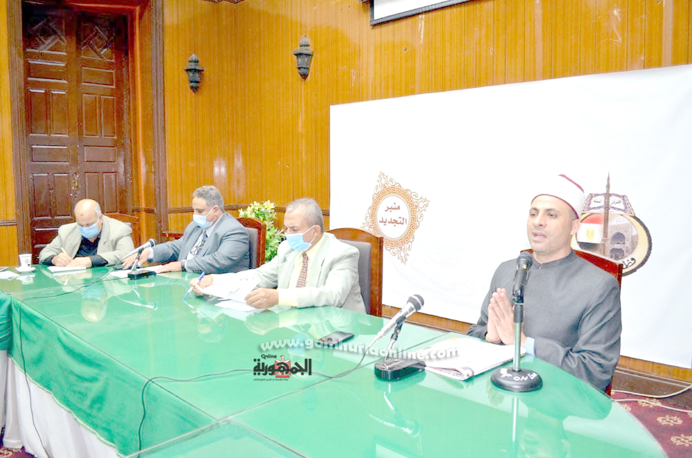 العلماء خلال الندوة
