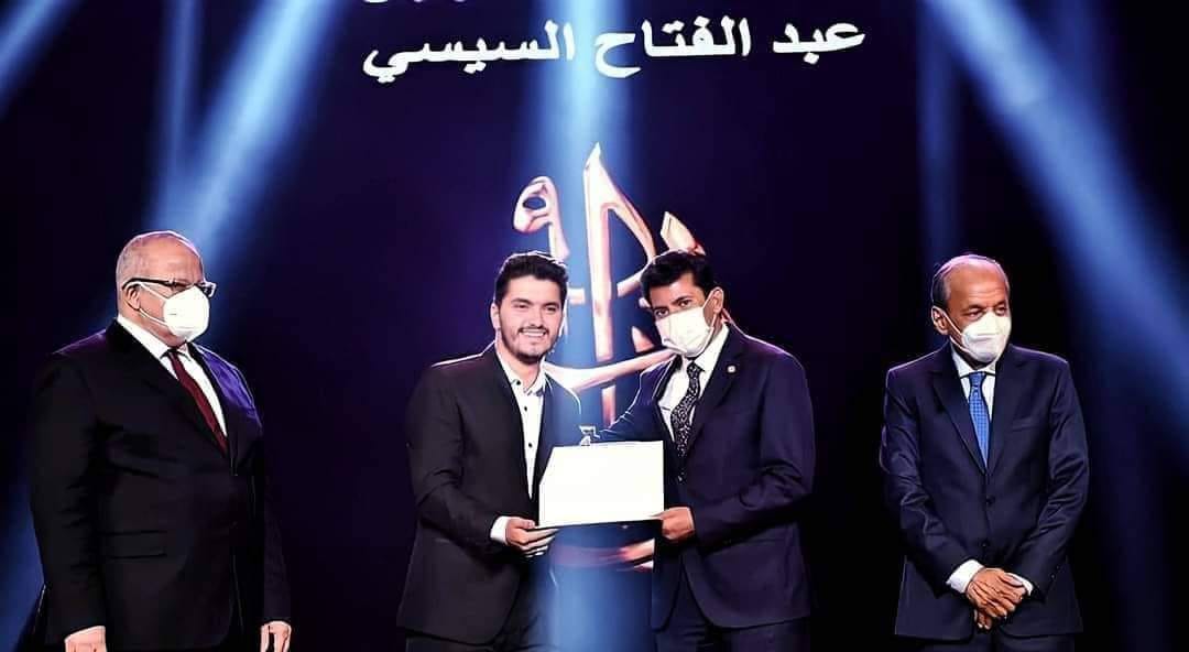 المنشد الجامعى احمد طارق ضيف دائم فى الفضائيات  