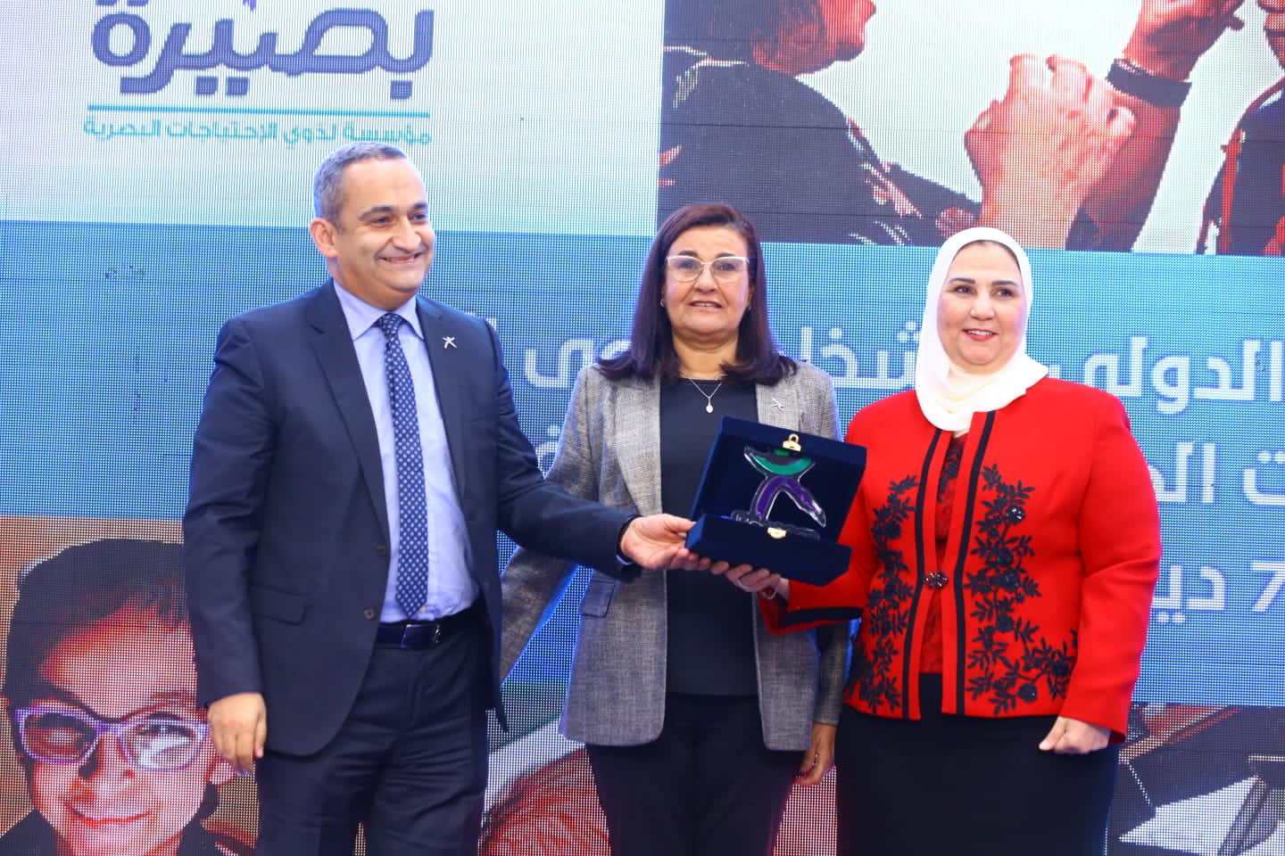   القباج تشهد احتفالية مؤسسة بصيرة لذوي الاحتياجات البصرية