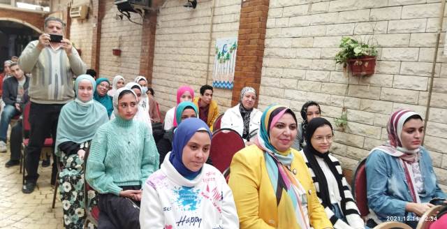 تكريم ابناء المعلمين المتفوقين بنقابة المعلمين فى مصر القديمة.. بالصور
