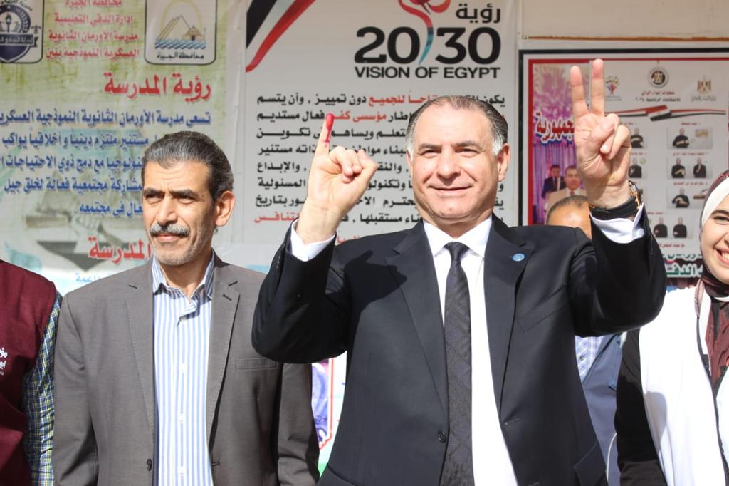 الكاتب والإعلامى محمد فودة عضو مجلس أمناء جامعة مصر للعلوم والتكنولوجيا