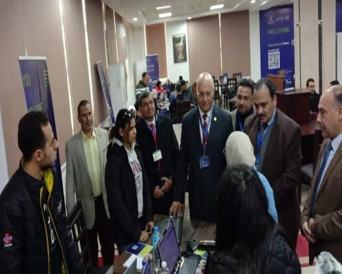 رئيس جامعة بنها يشهد فعاليات اليوم الأول لهاكاثون الحكومة الذكية