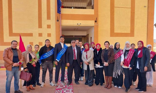 تفاصيل حفل أنشطة الفصل الدراسى الأول لإدارة الشروق التعليمية صور