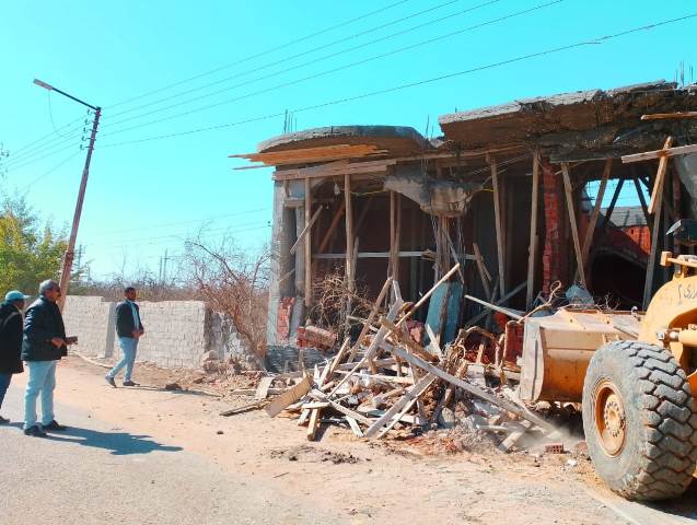  إزالة 34 حالة تعدي على أراضي أملاك دولة بمراكز البداري وأسيوط
