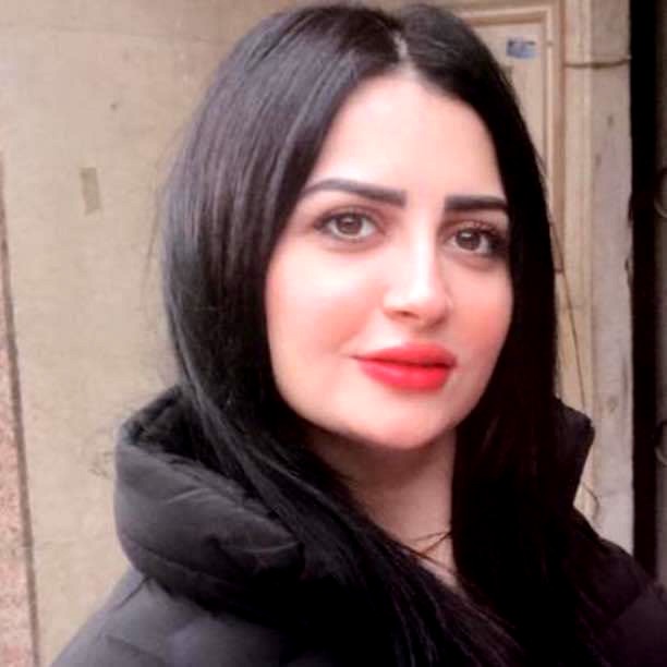 الفنانة هالة عبدالقادر