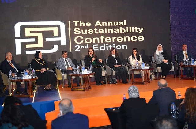 وزيرة التخطيط: مؤتمر الأورمان وإتحاد الصناعات بالأقصر حقق نتائج مبهرة.. بالصور