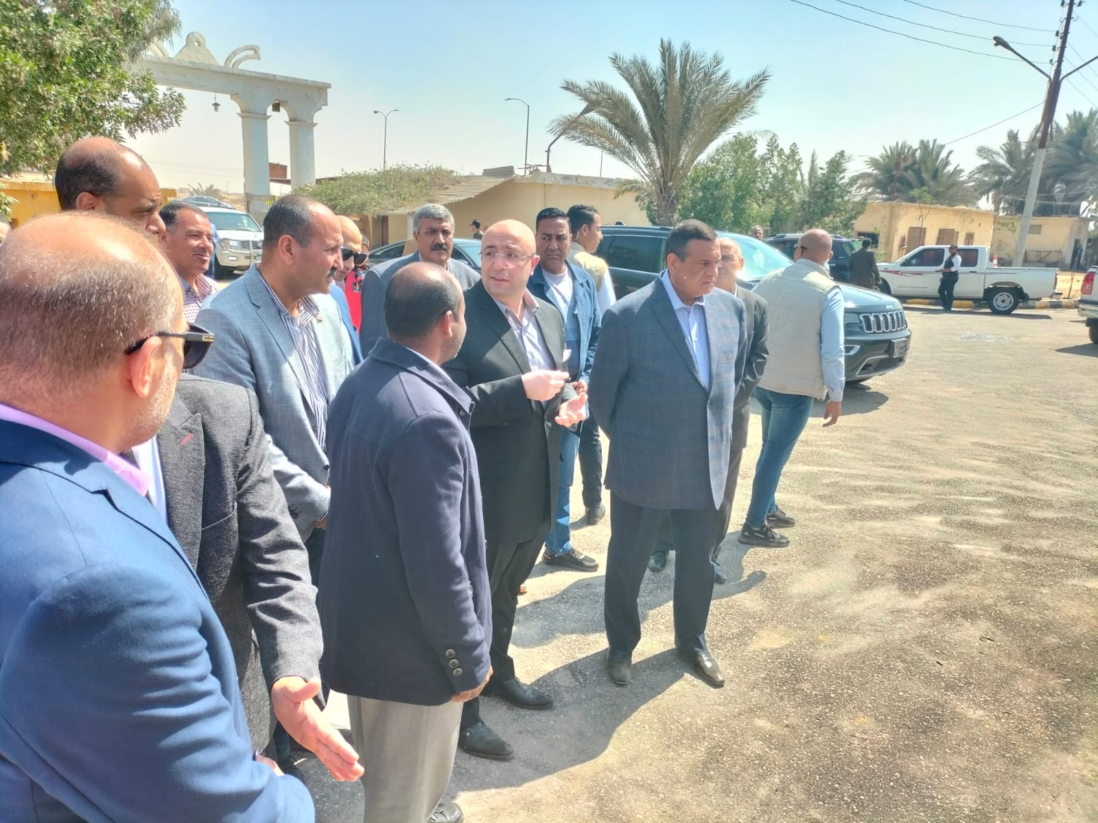  أمنه وغنيم  يتفقدان مشروعات الدواجن المركزية ببنى سويف.