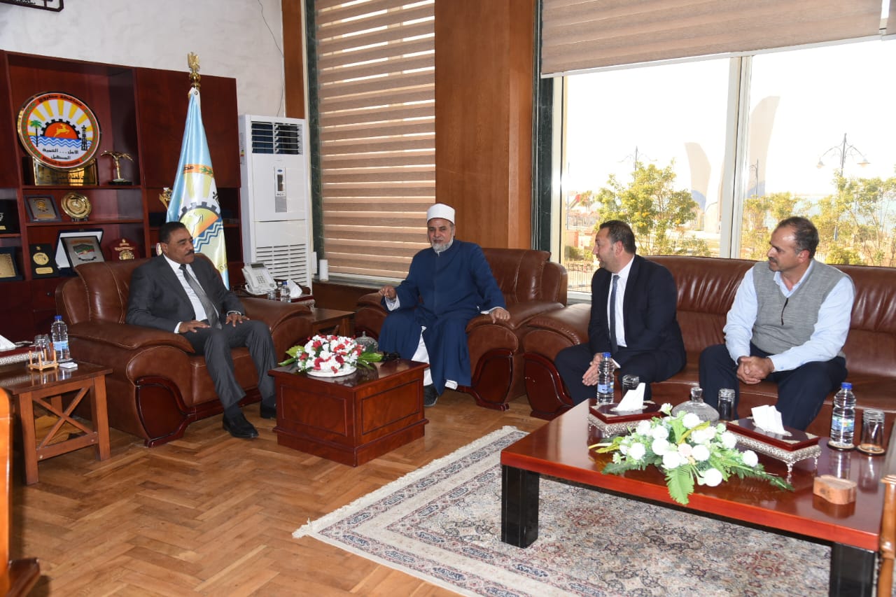  ١٠ الاف كوبون بقيمة ٣ مليون جنيه دعم من الازهر الشريف لمطروح