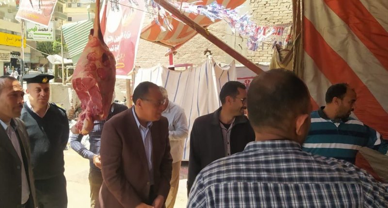 محافظ الشرقية يتفقد معرض أهلاً رمضان بمدينة ههيا  