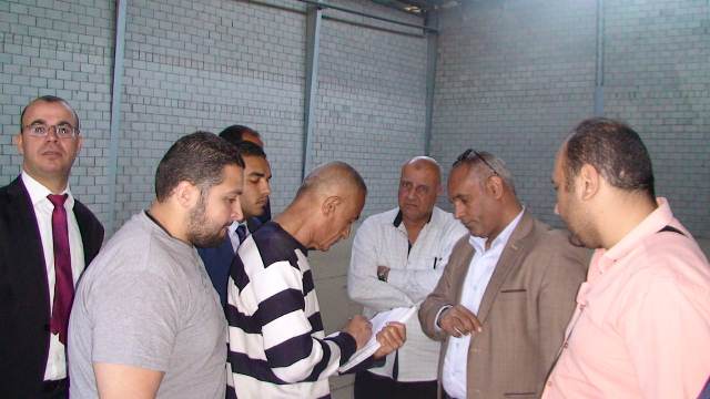 محافظ بورسعيد ورئيس التنمية الصناعية يوقعان بروتوكول لتمليك المحافظة  ٥٤ مصنع لطرحها للشباب 