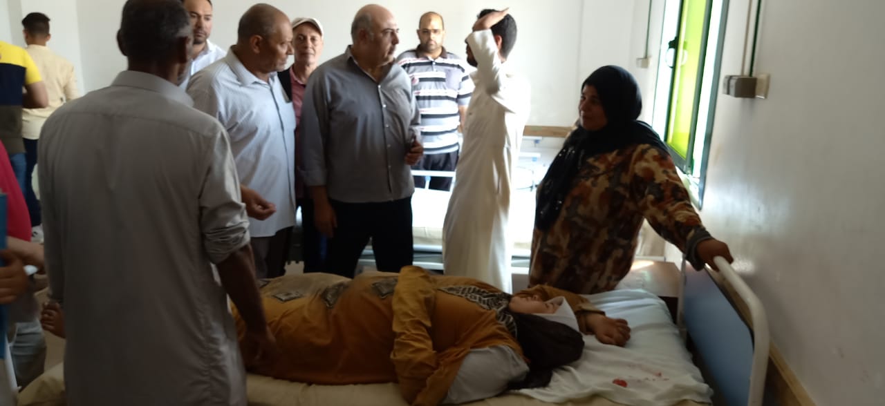 انتقال مدير مباحث البحيرة والنيابة العامة لمستشفي حوش عيسي لانهاء اجراءات دفن ضحايا حادث العمالة الزراعية 