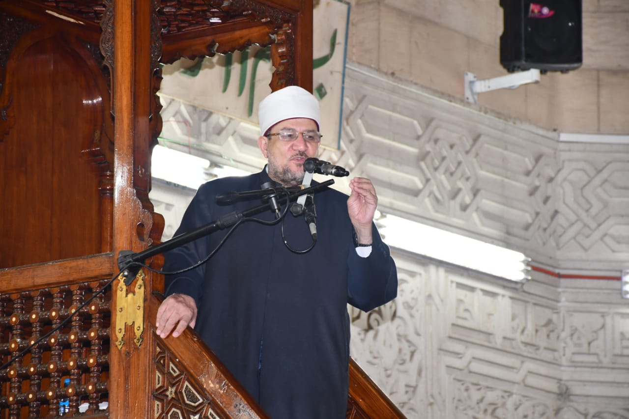 وزير الاوقاف يخطب الجمعة