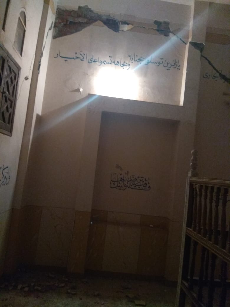 تصدع  6 منازل وضريح فى شنتنا الحجر بالمنوفية بسبب التنقيب عن الآثار.. صو وفيديو
