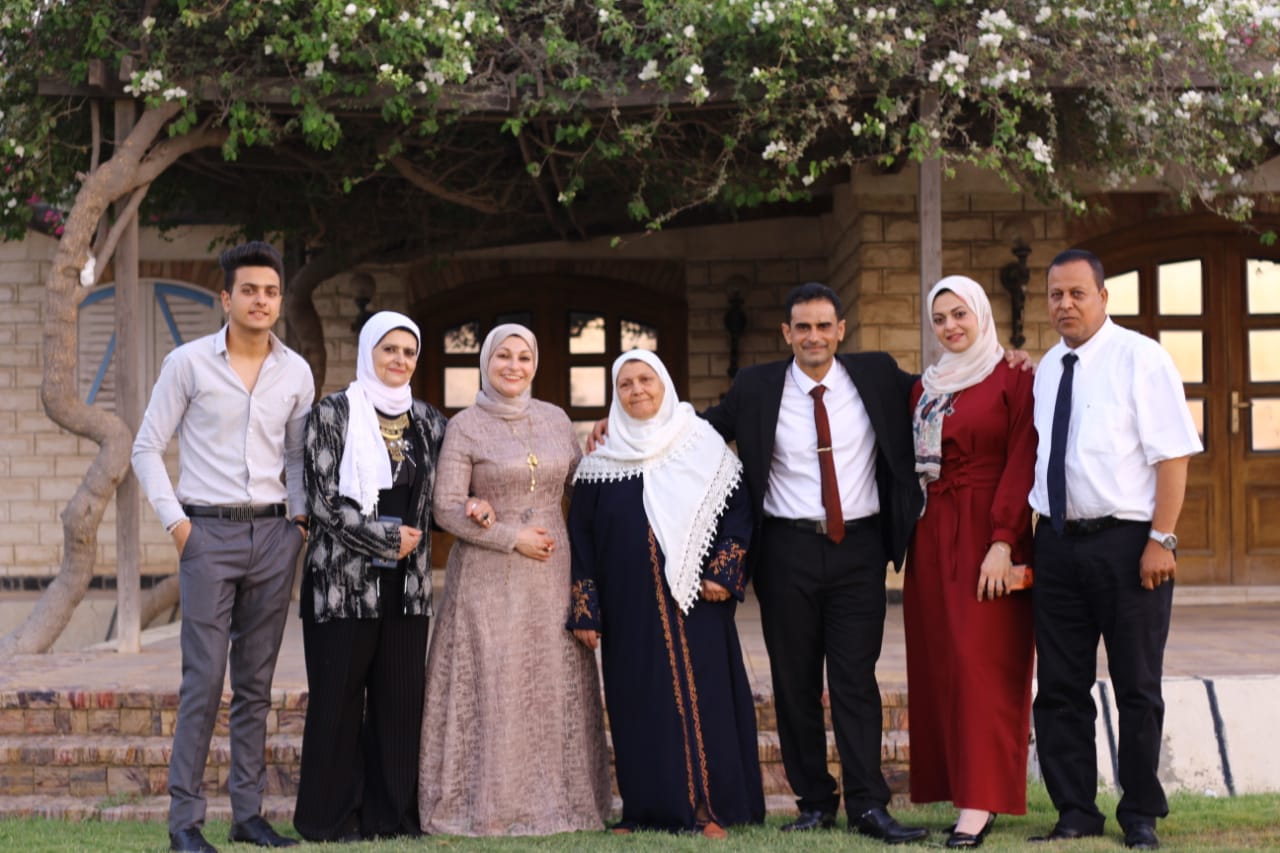تهنئة بمناسبة الزفاف السعيد