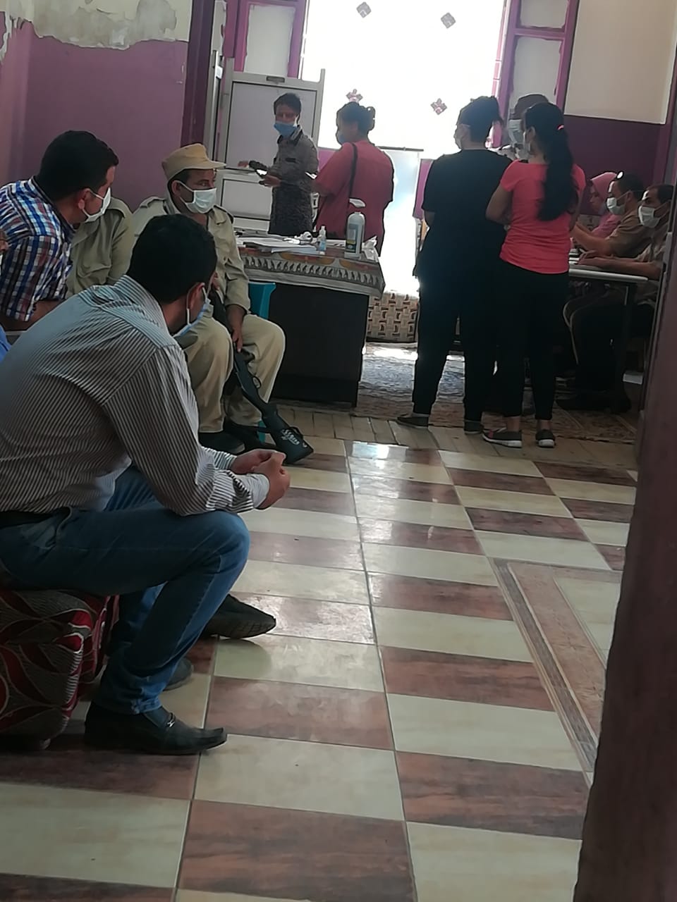 تأخر فتح 3 لجان فرعية بمحافظة أسيوط وإنتظام العمل بكافة الجان