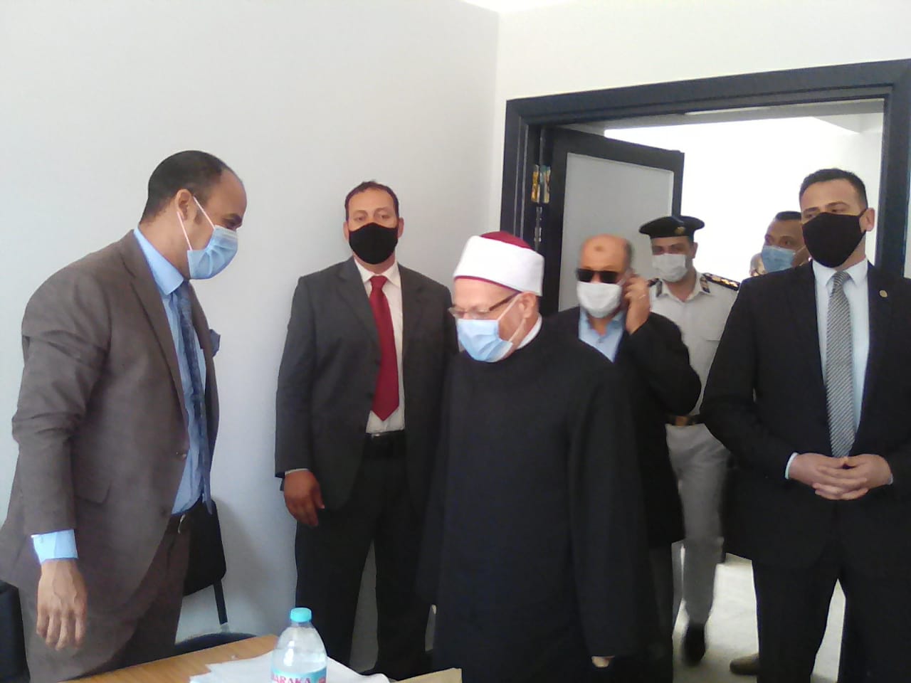 مفتى الجمهورية يدلى بصوته الانتخابي بمسقط رأسه في الدلنجات.صور