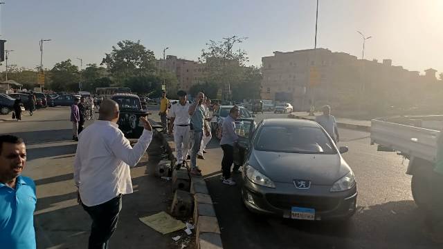 جهاز بدر ينفذ حملة إشغالات مكبرة بالتعاون مع شرطة المرافق.. صور