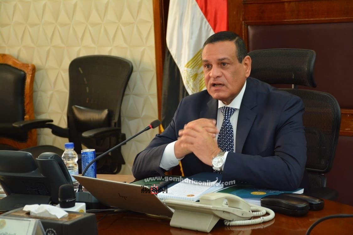 اللواء هشام آمنة وزير التنمية المحلية