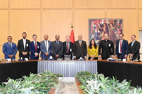 الدكتور عاصم الجزار   