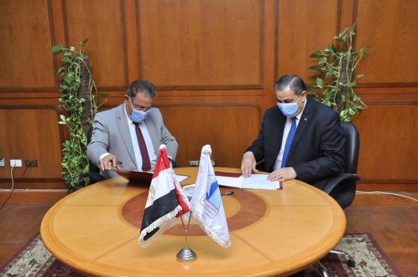 مذكرة تفاهم بين جامعة كفرالشيخ والهيئة القومية للإنتاج الحربى.. بالصور