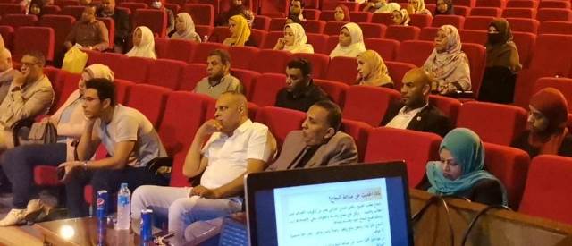 العوامل المؤثرة فى قلق طلاب الثانوية العامة 