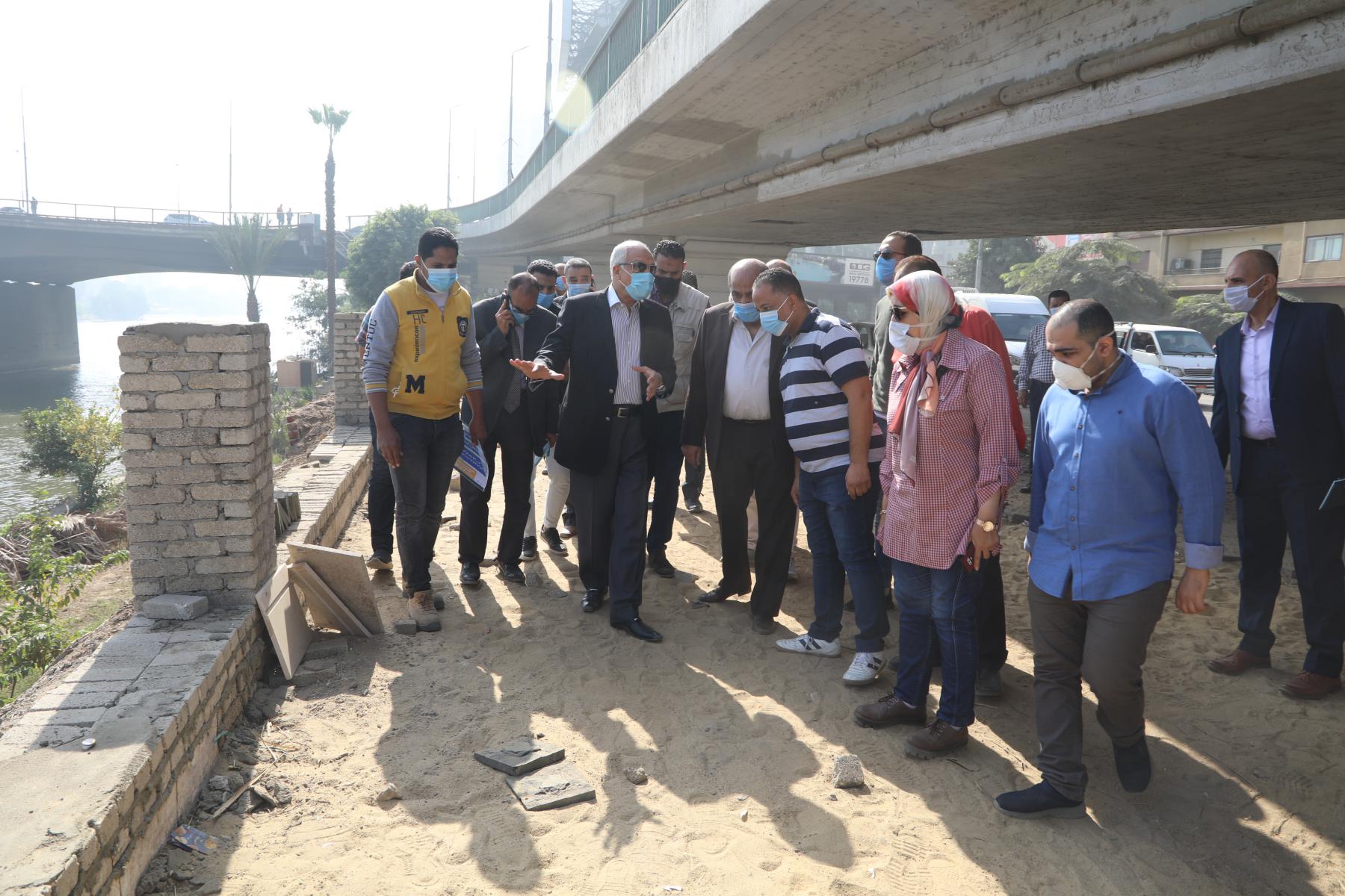 محافظ الجيزة : مراجعة تراخيص المطاعم والمراكب والمراسي النيلية بشارع النيل