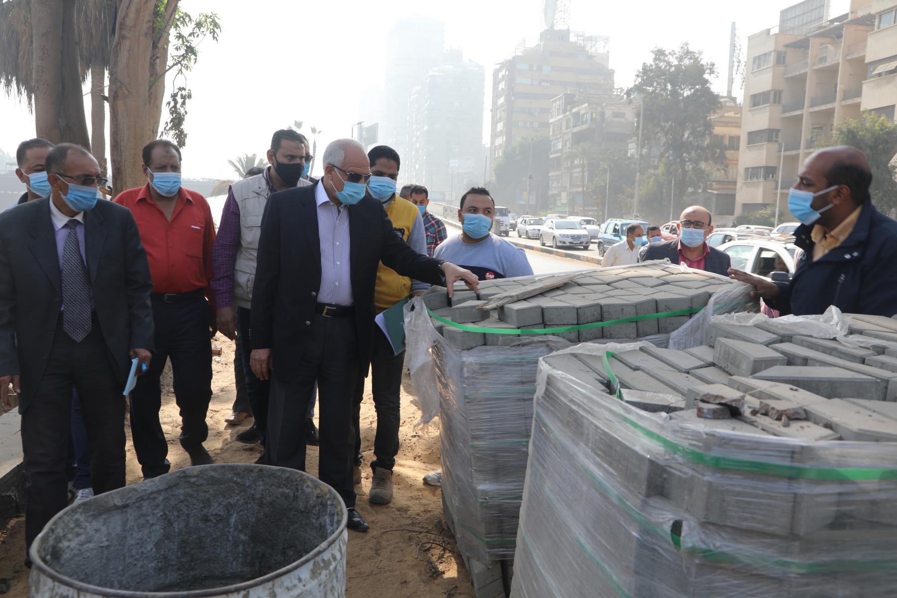 محافظ الجيزة : مراجعة تراخيص المطاعم والمراكب والمراسي النيلية بشارع النيل