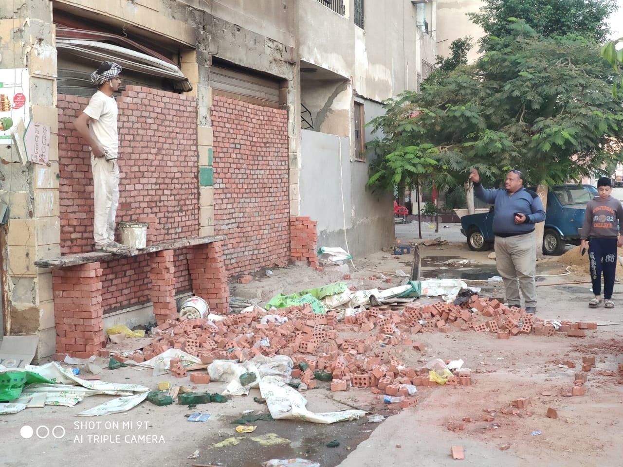 حملات مكثفة لضبط المخالفات ورفع الإشغالات بالقاهرة الجديدة