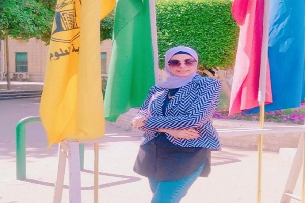 منى يونس