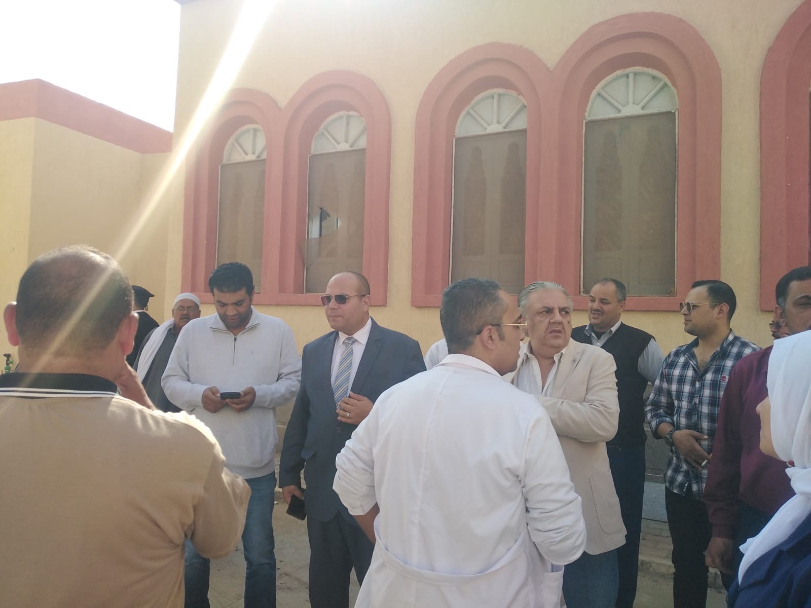 وفاة 18 شخص وإصابة 6 آخرين في حادث انقلاب (ميني باص) بترعه المنصوريه