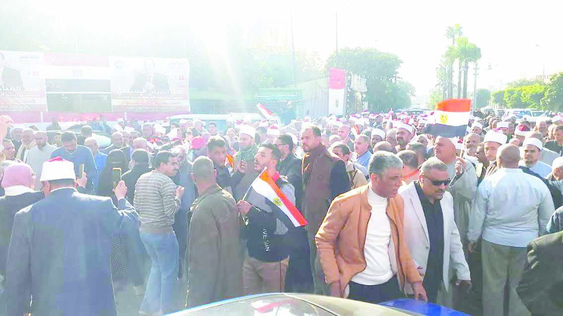 حشود‭ ‬القاهرة‭ ‬والجيزة‭.. ‬ملحــــــــــــــمة‭ ‬وطنيــة‭ ‬فى‭ ‬حــب‭ ‬مصــر