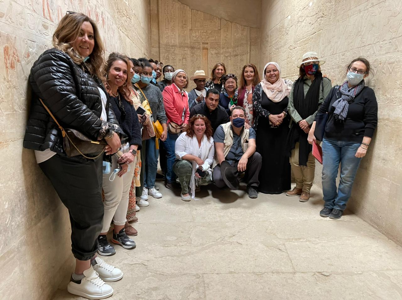 زيارة زوجات سفراء ٢٠ دولة بالعالم بمرافقة حرم وزير الخارجية إلى منطقة آثار سقارة