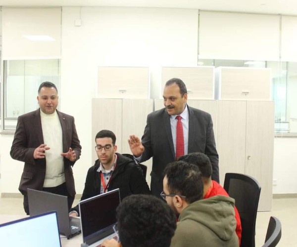 جامعة بنها تواصل فعاليات هاكاثون التقنيات الناشئة لتمكين ذوي الهمم 