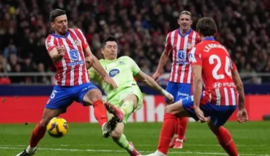 برشلونه ضد أتلتيكو مدريد