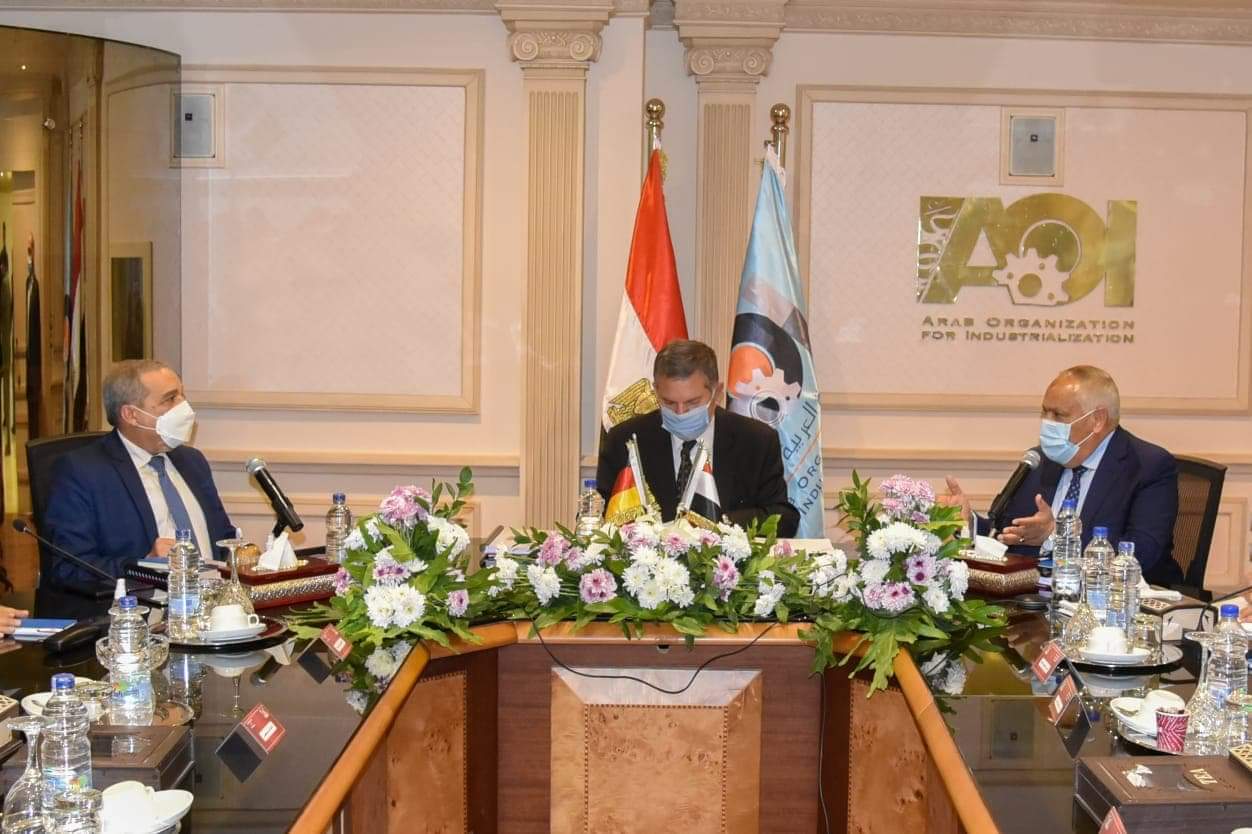 جانب من المباحثات