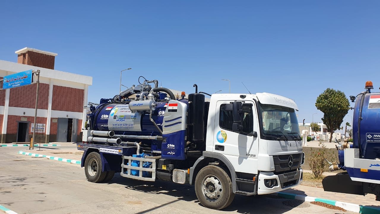 7.5 مليون جنيهاً لــ 3 سيارات فاكيوم لتطهير بيارات الصرف الصحى لمياه أسيوط