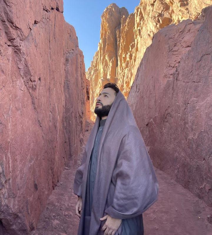 حمادة هلال يتألق من كواليس 