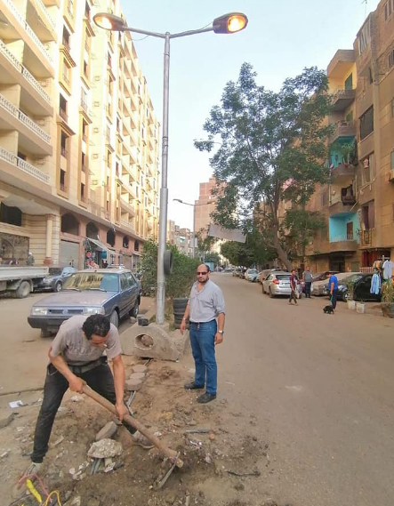 بالصور ..اللواء خالد شحاته رائيس حي مصر القديمة  اعادة الانضباط الى الشارع ومرعاة موعيد الغلق
