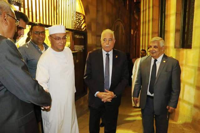 نقل صلاة الجمعه من مسجد الصحابة  بشرم الشيخ.. بالصور