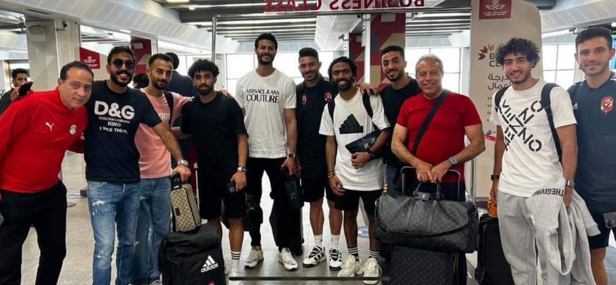 الدرندلي وإمام يستقبلان لاعبي الأهلي