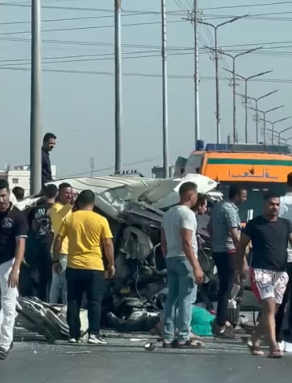 مصرع 3 أشخاص وإصابة ١١ آخرين فى تصادم  مروع  بالشرقية